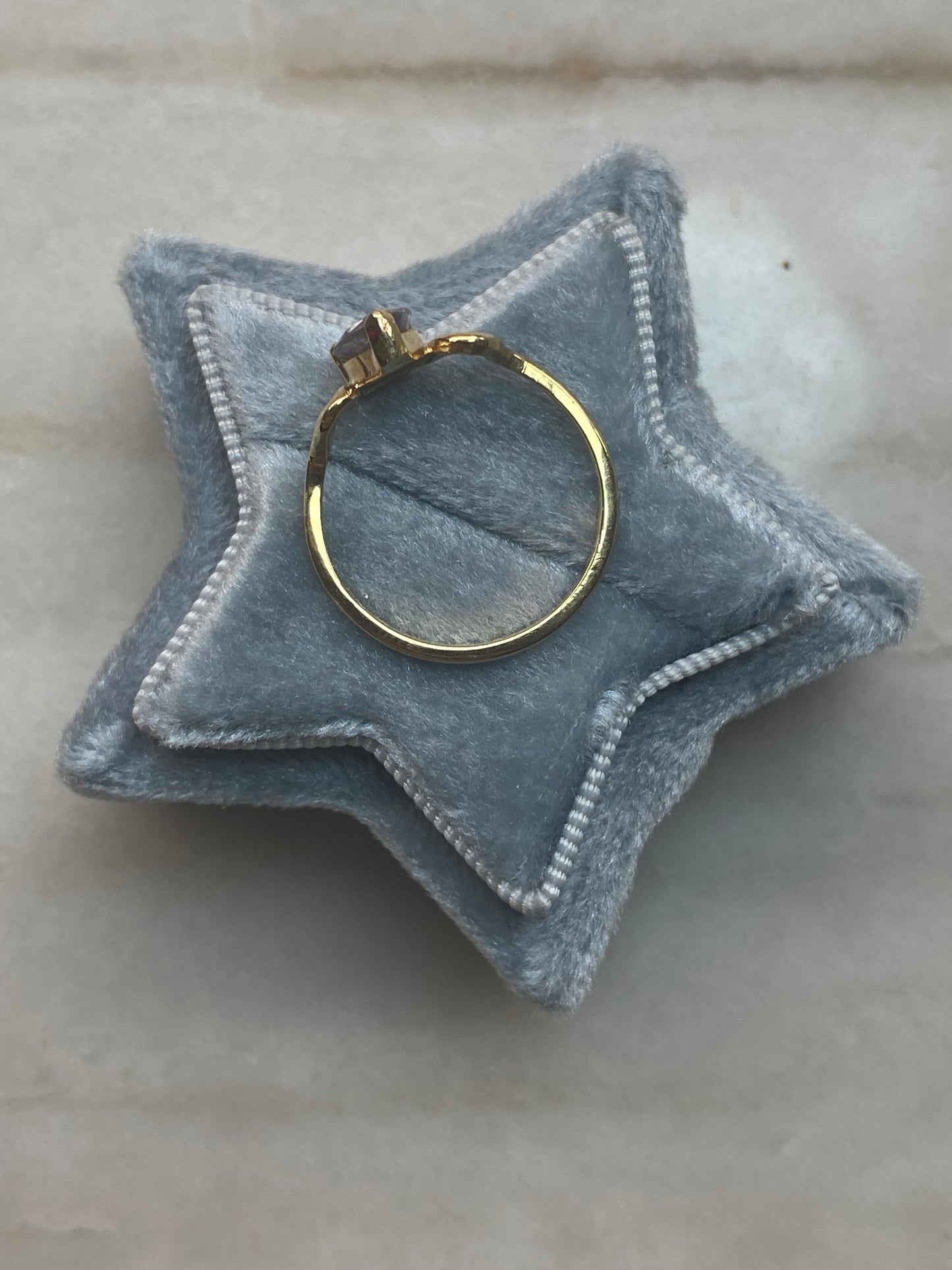 Athena: 14k Gold Wavy Gray Purple Pear Spinel Ring