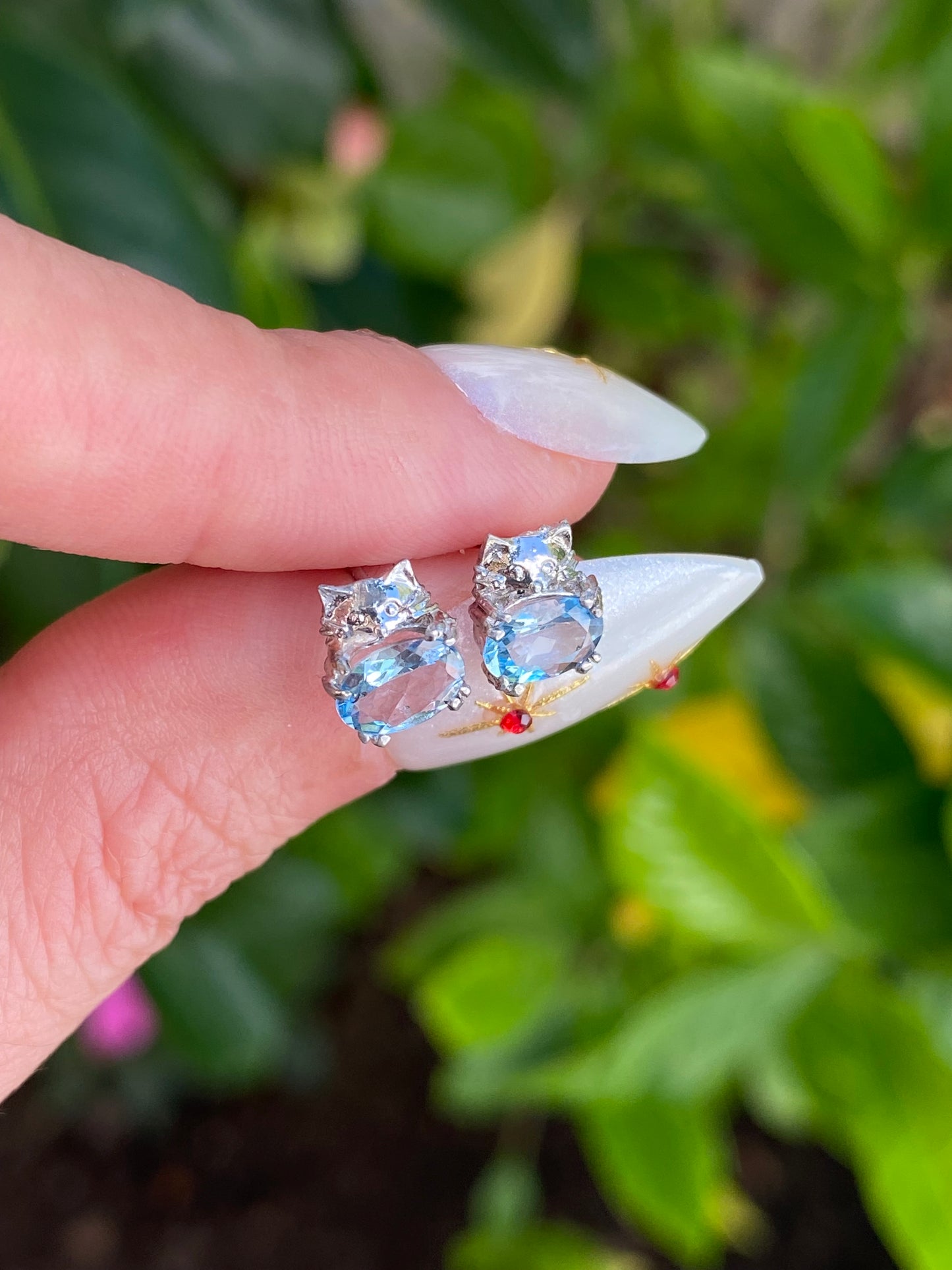 14k Gold Gemstone Kitty Cat Stud Earring