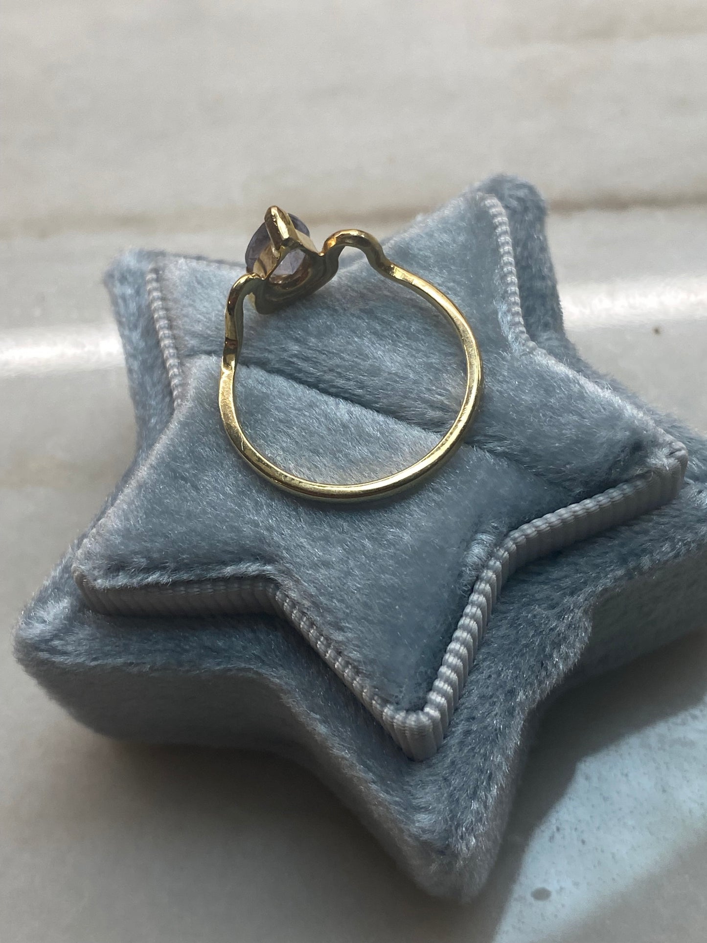 Athena: 14k Gold Wavy Gray Purple Pear Spinel Ring
