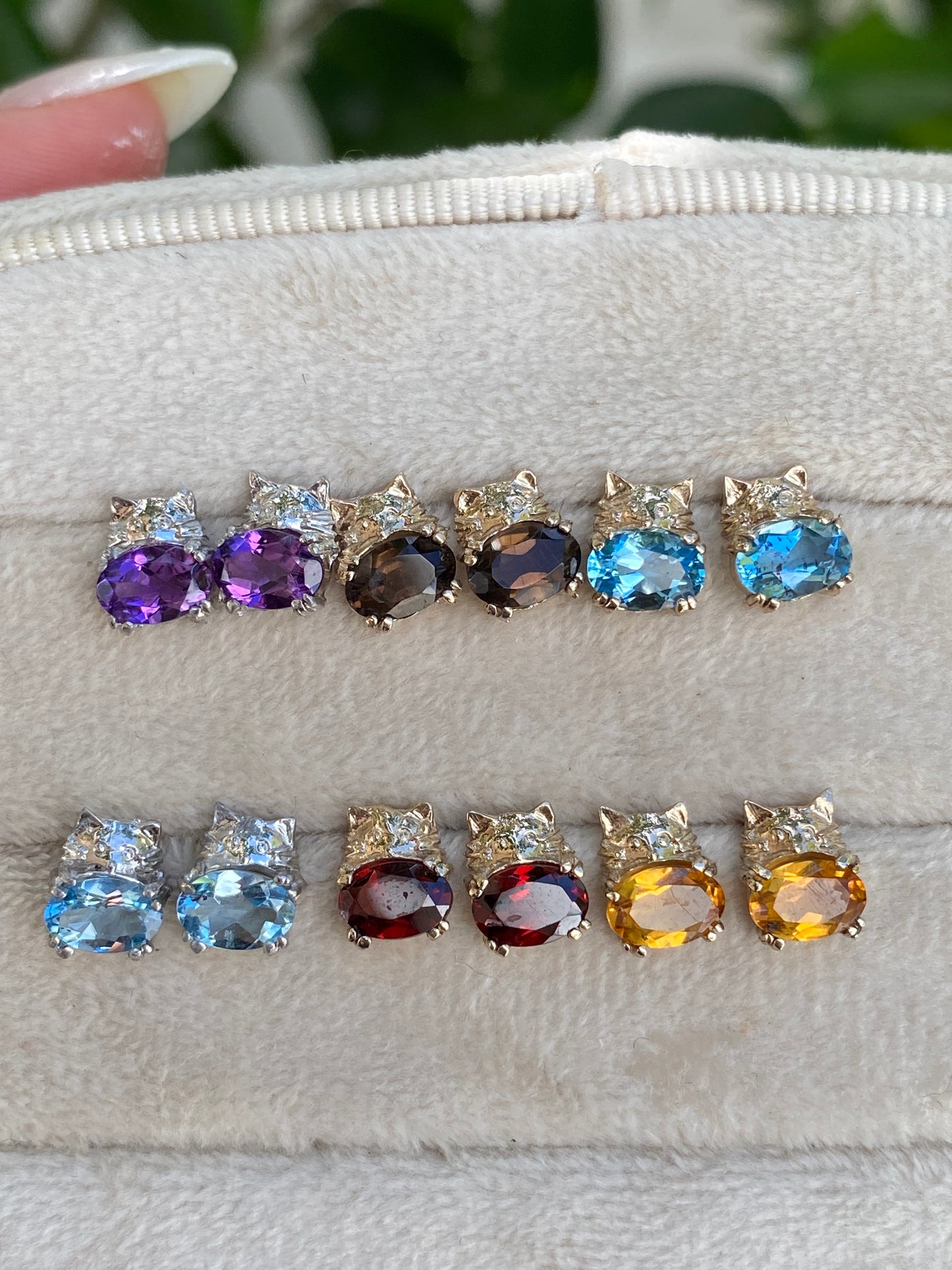 14k Gold Gemstone Kitty Cat Stud Earring