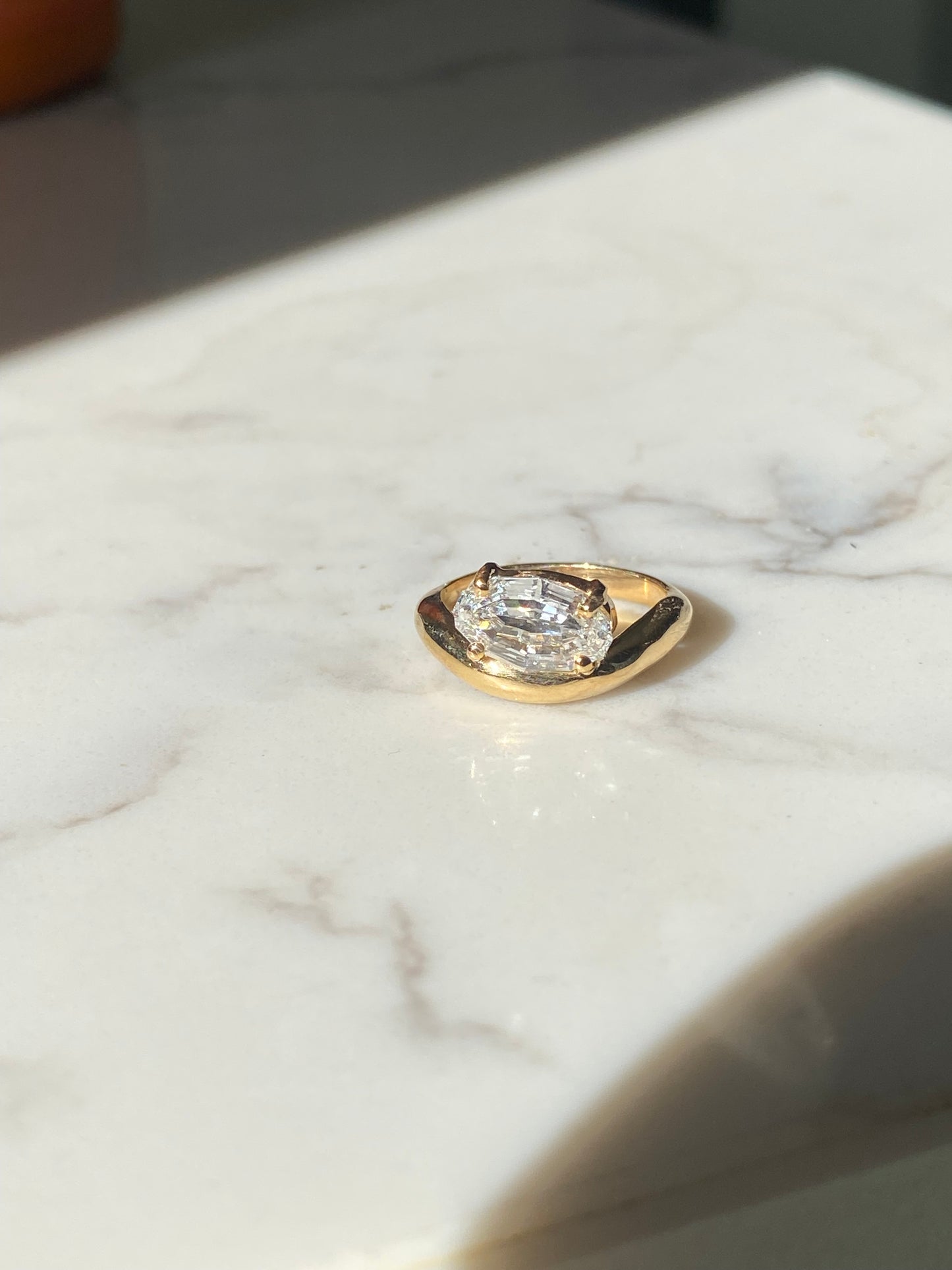 Billie : 14k Gold Step-Cut Moval Diamond Pinky Ring