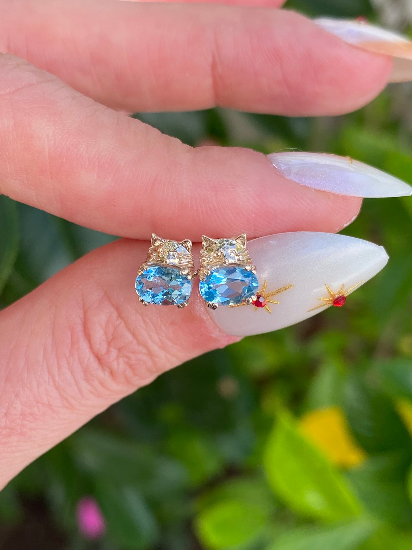 14k Gold Gemstone Kitty Cat Stud Earring