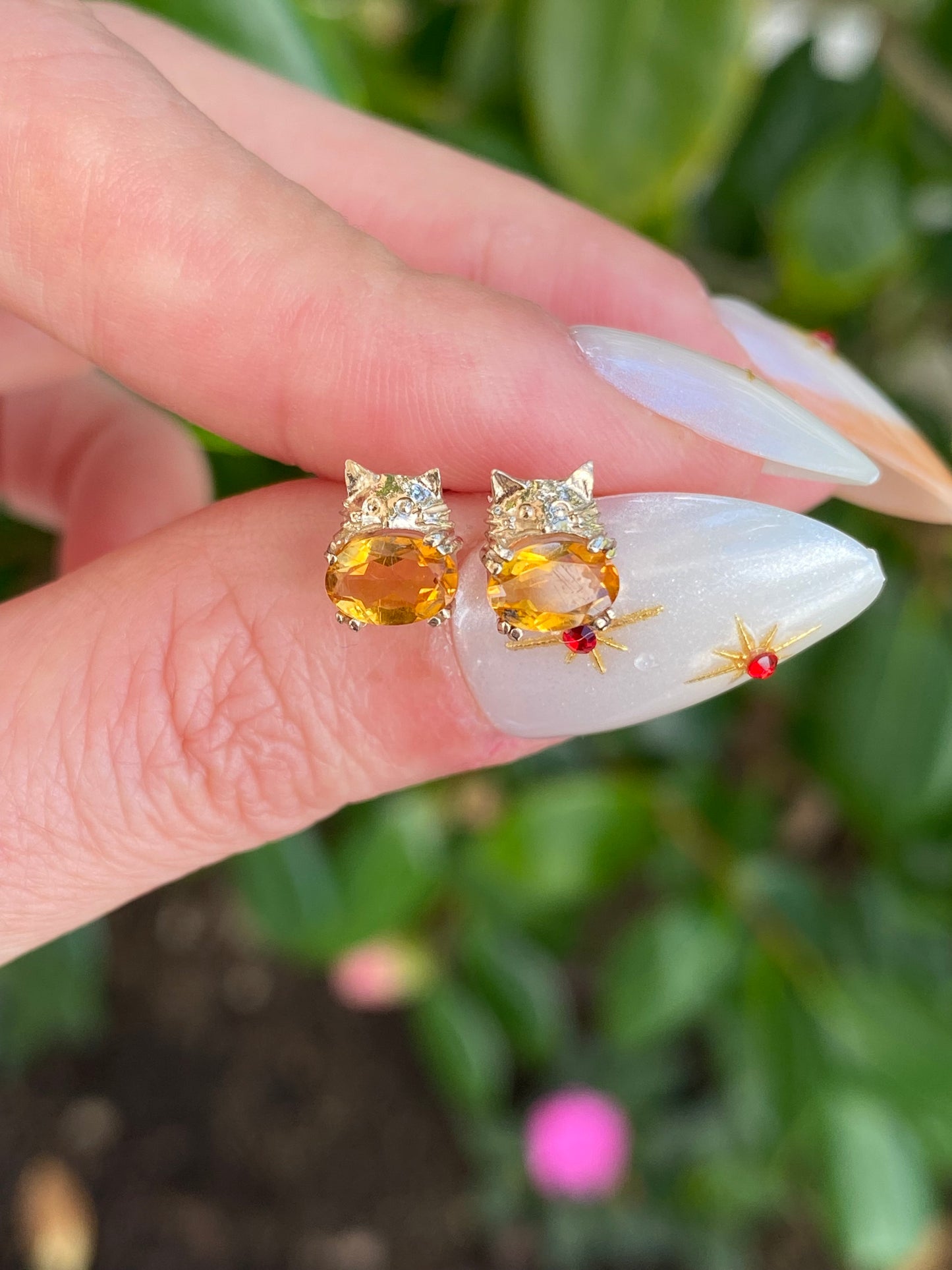14k Gold Gemstone Kitty Cat Stud Earring