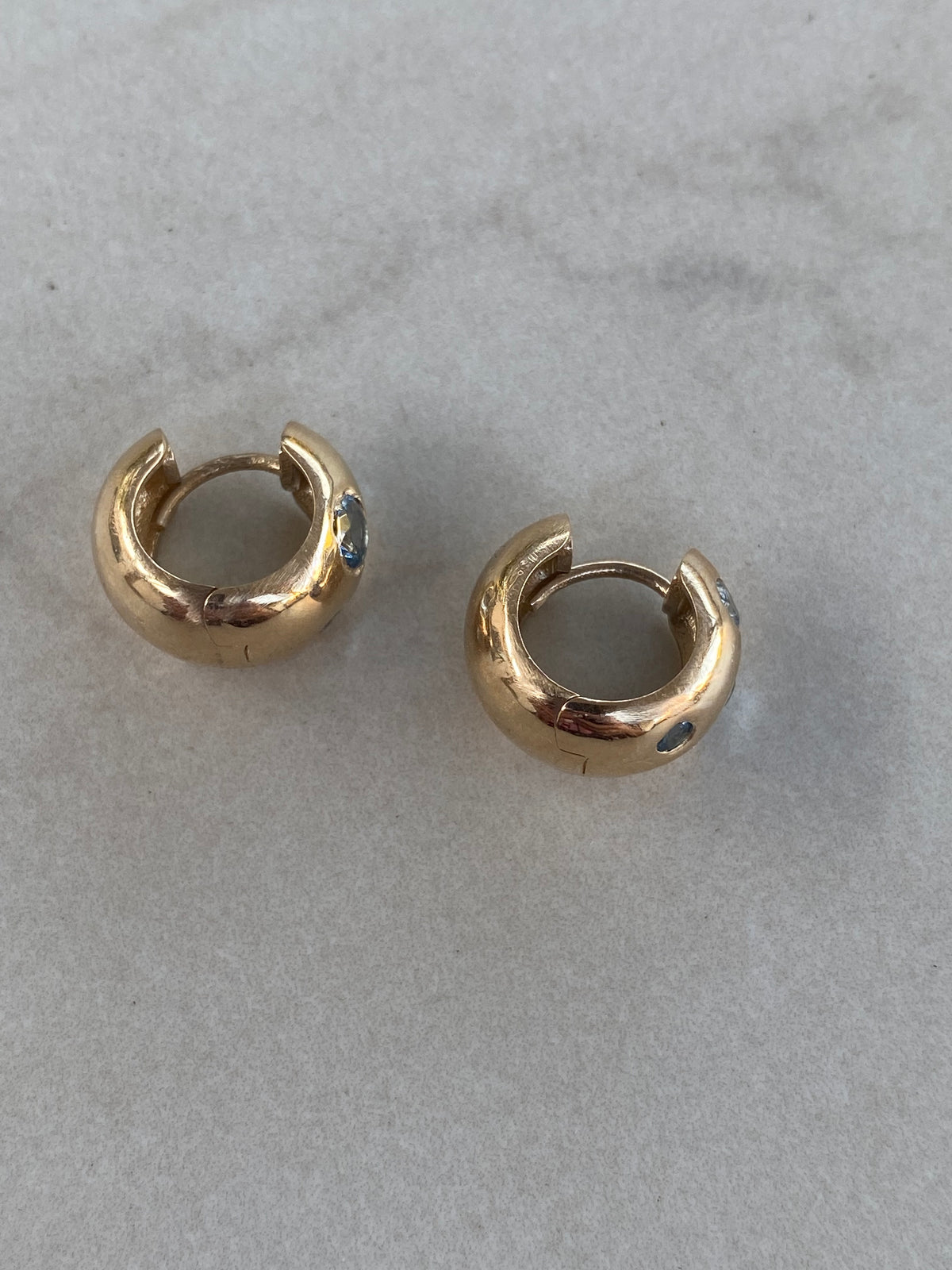 14k Gold Blue Sapphire Chubby Huggie Earrings