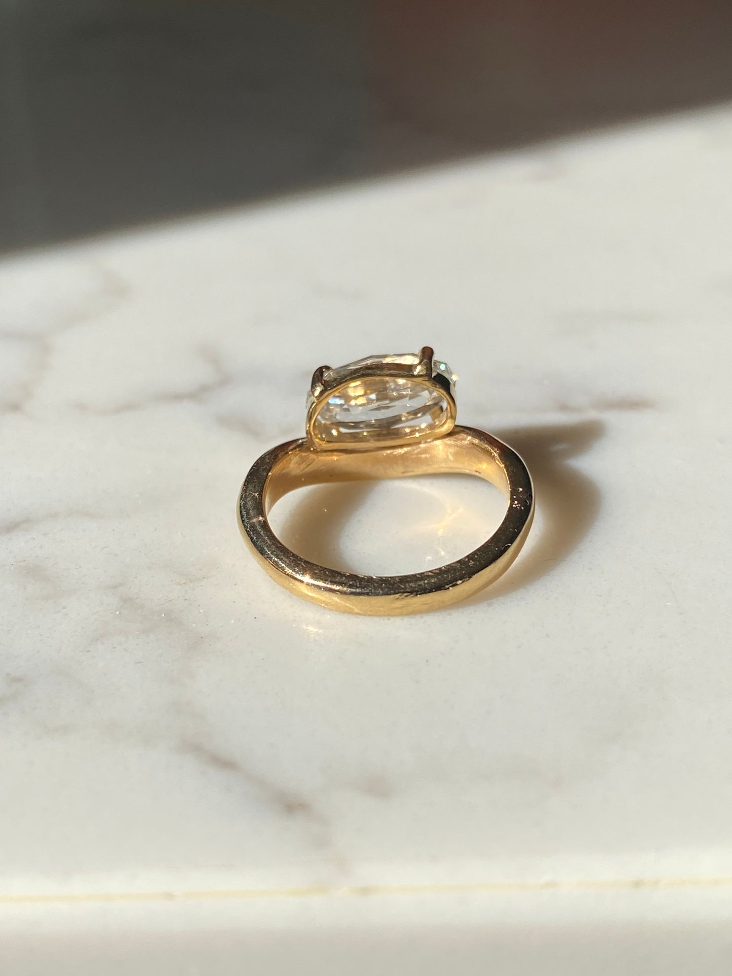 Billie : 14k Gold Step-Cut Moval Diamond Pinky Ring